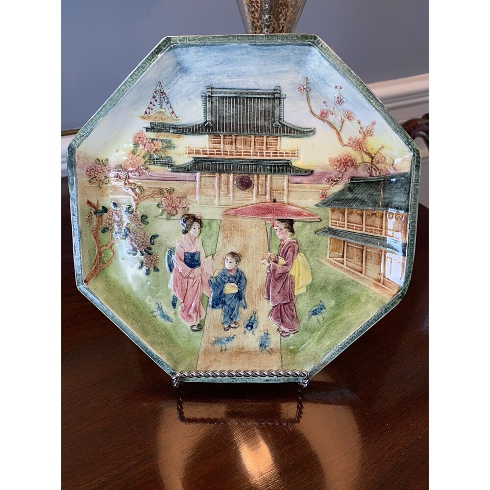 Antique Japanese Hand Painted Octagonal Cabinet Plate Three Generations